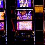 Zeus vs Hades слот игра - битва богов в современном исполнении